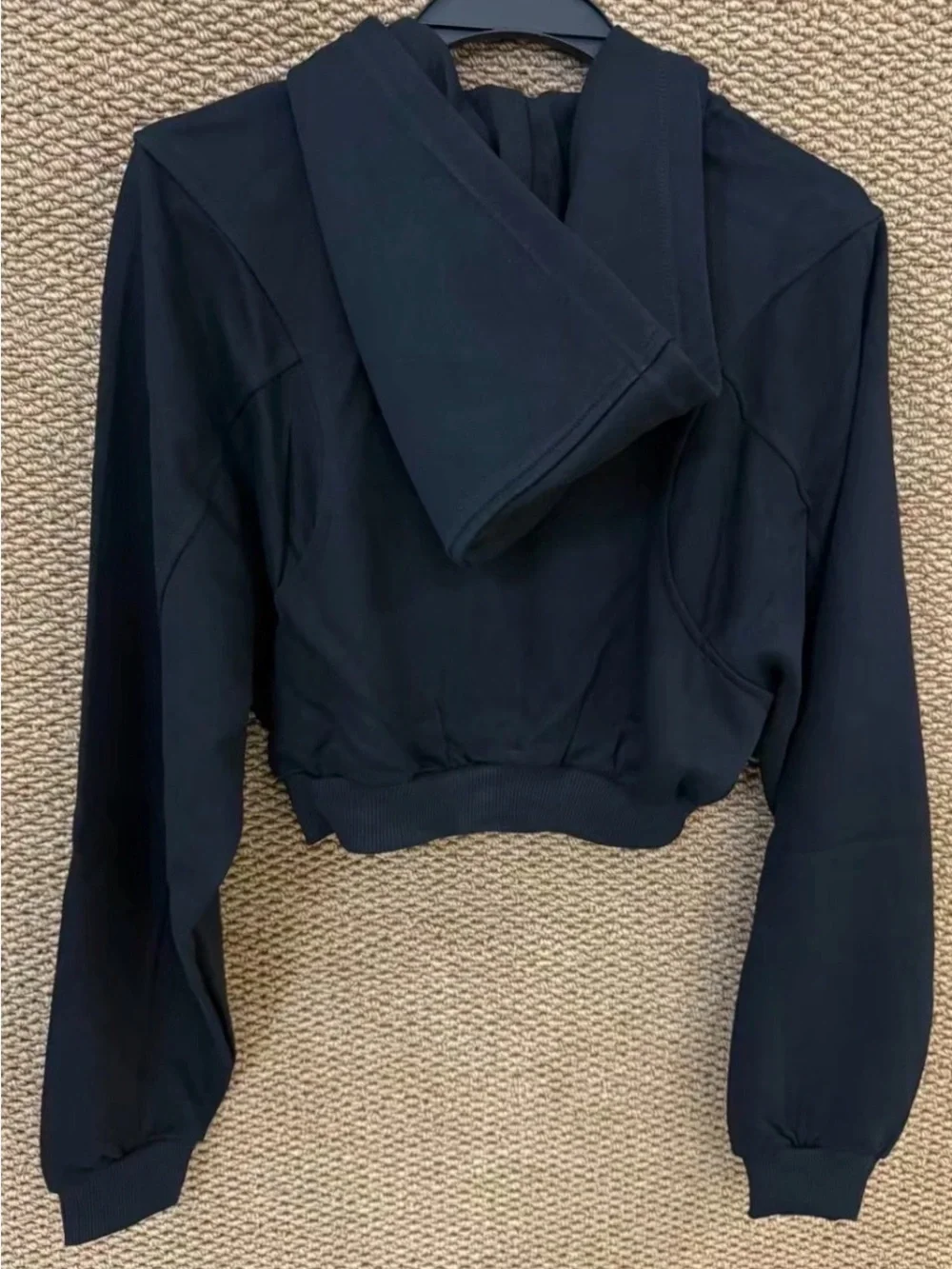 Alo Yoga Cropped Zipper Hoodie in Black Size small full zipper nwt